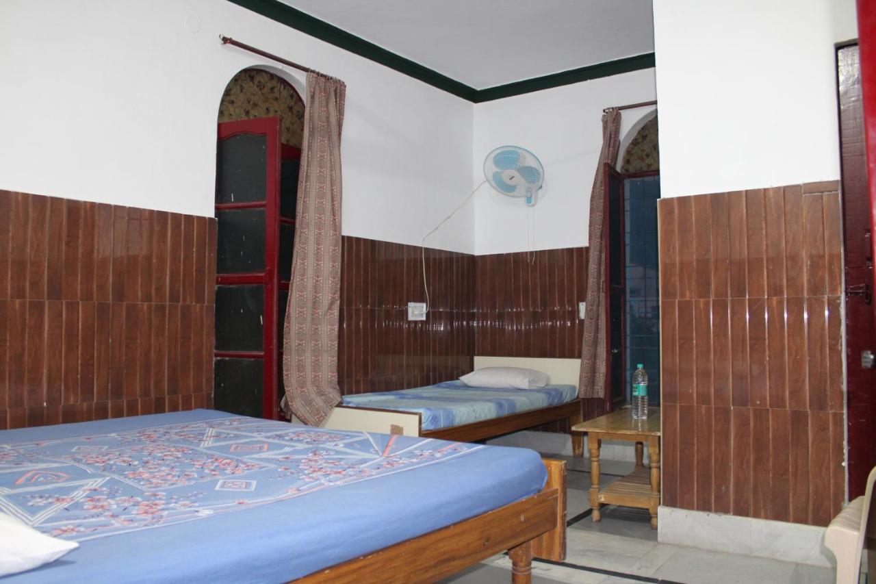Laxmi Lodge Rishīkesh Exterior foto